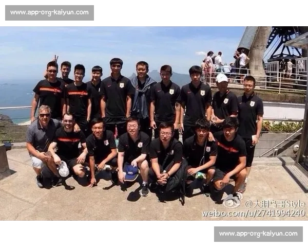 王大雷深夜发 “拜拜” 动态锁账号,球迷:这次是认真的?