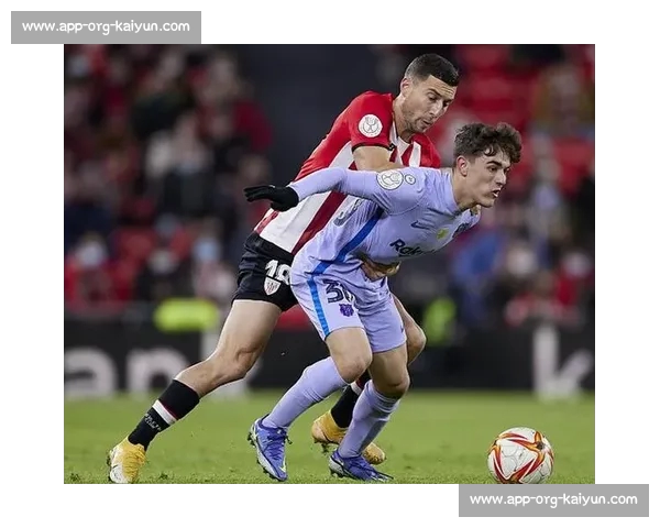 震撼再现!奥尔季科夫神级肘击重创对手 震撼再现!奥尔季科夫神级肘击重创对手