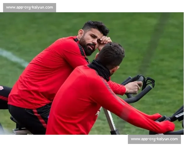 尤文冬窗力压罗马米兰 成功签下科斯塔完成重磅引援